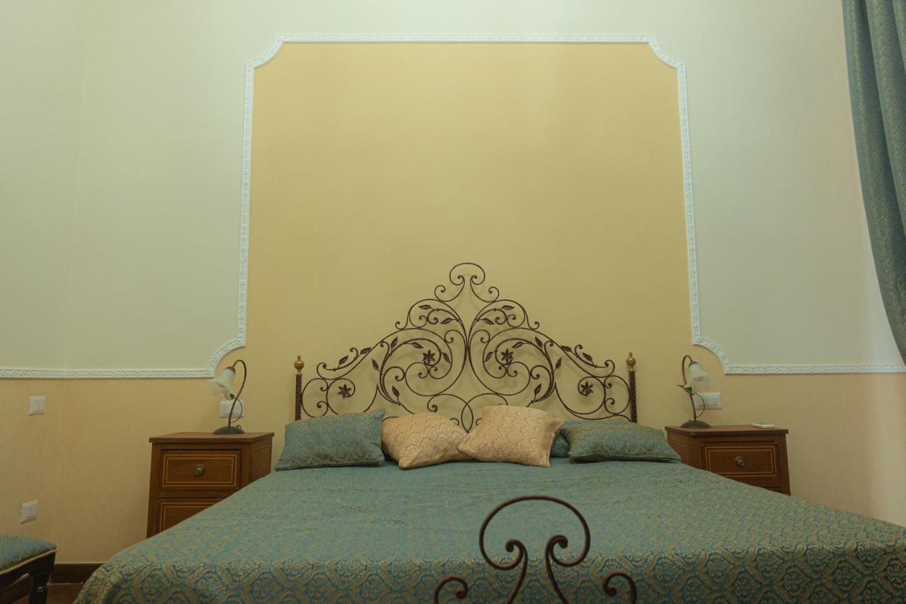 Homestay Palazzo Capece Caivano