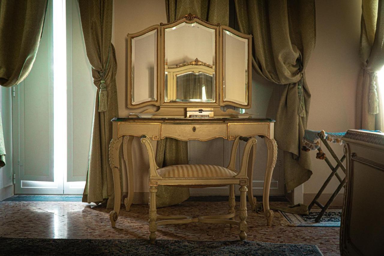 Homestay Palazzo Capece Caivano